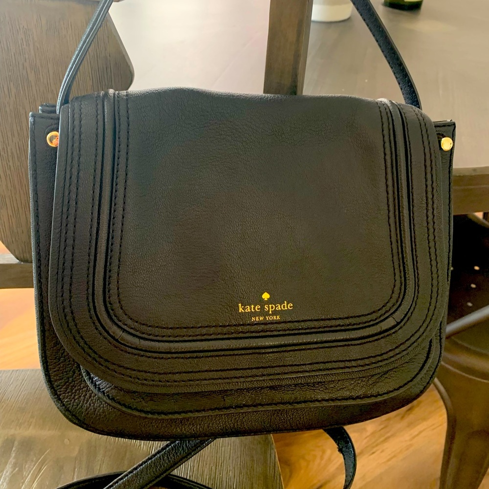 Kate Spade bag crossbody or shoulder bag